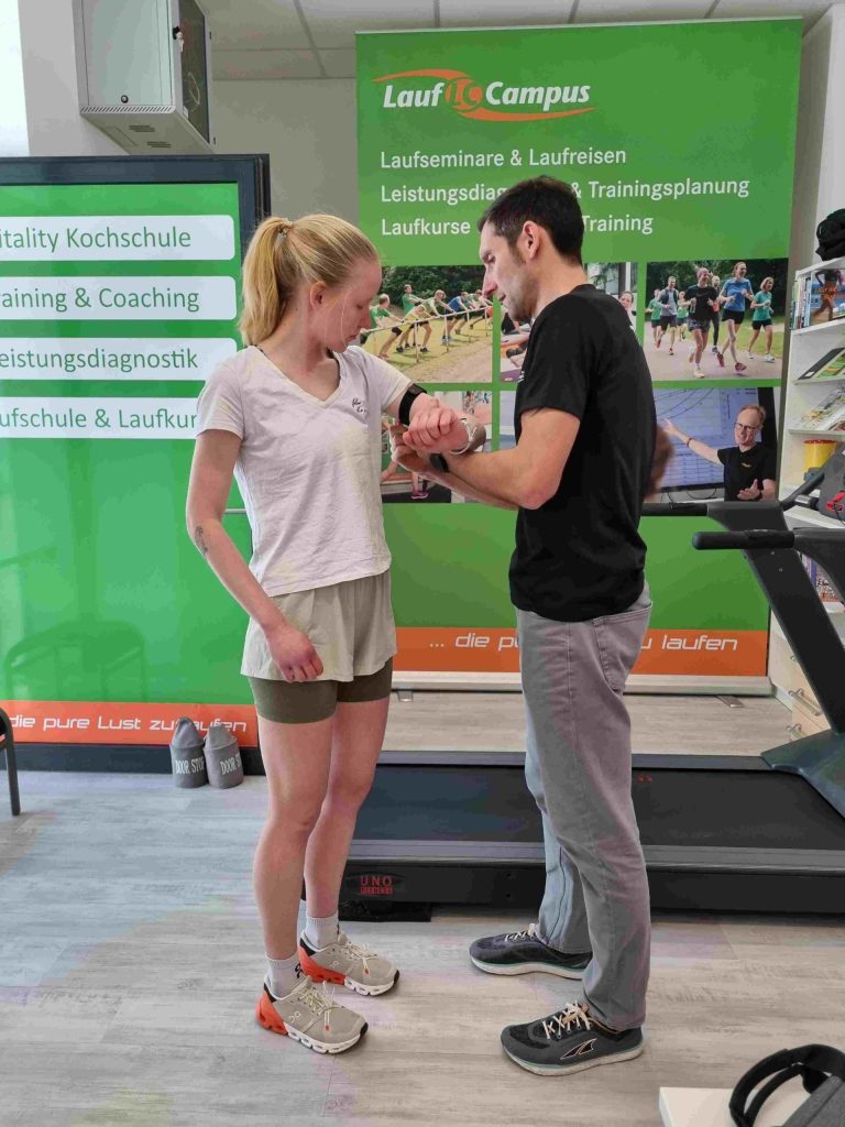 Training und Coaching im Fitnessstudio